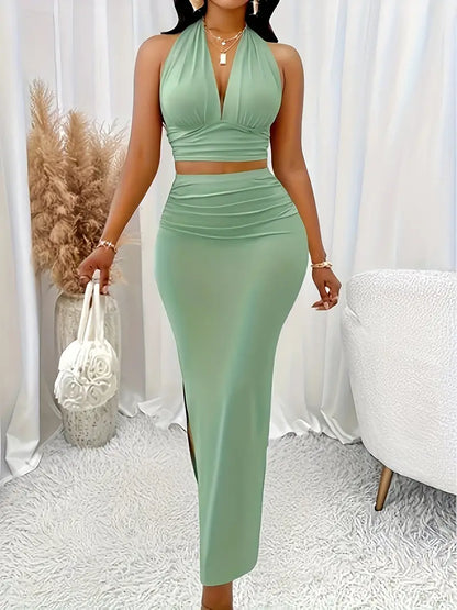 Trendy Two-Piece Set ✨ – Slim-Fit Halter Top & Bodycon Split Skirt