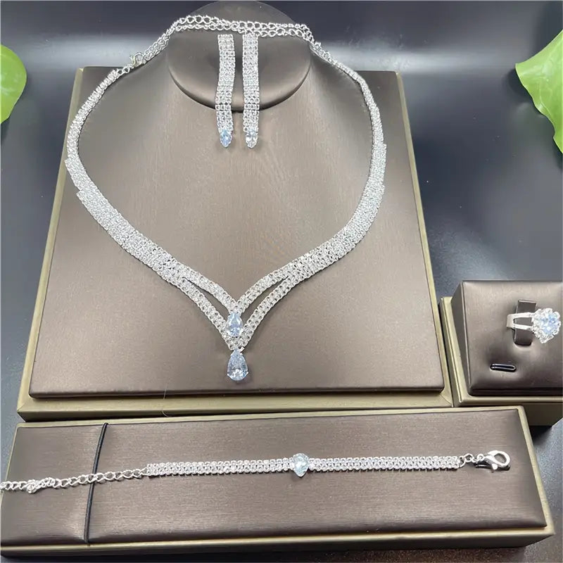 4-Piece Luxurious Jewelry Set ✨💎